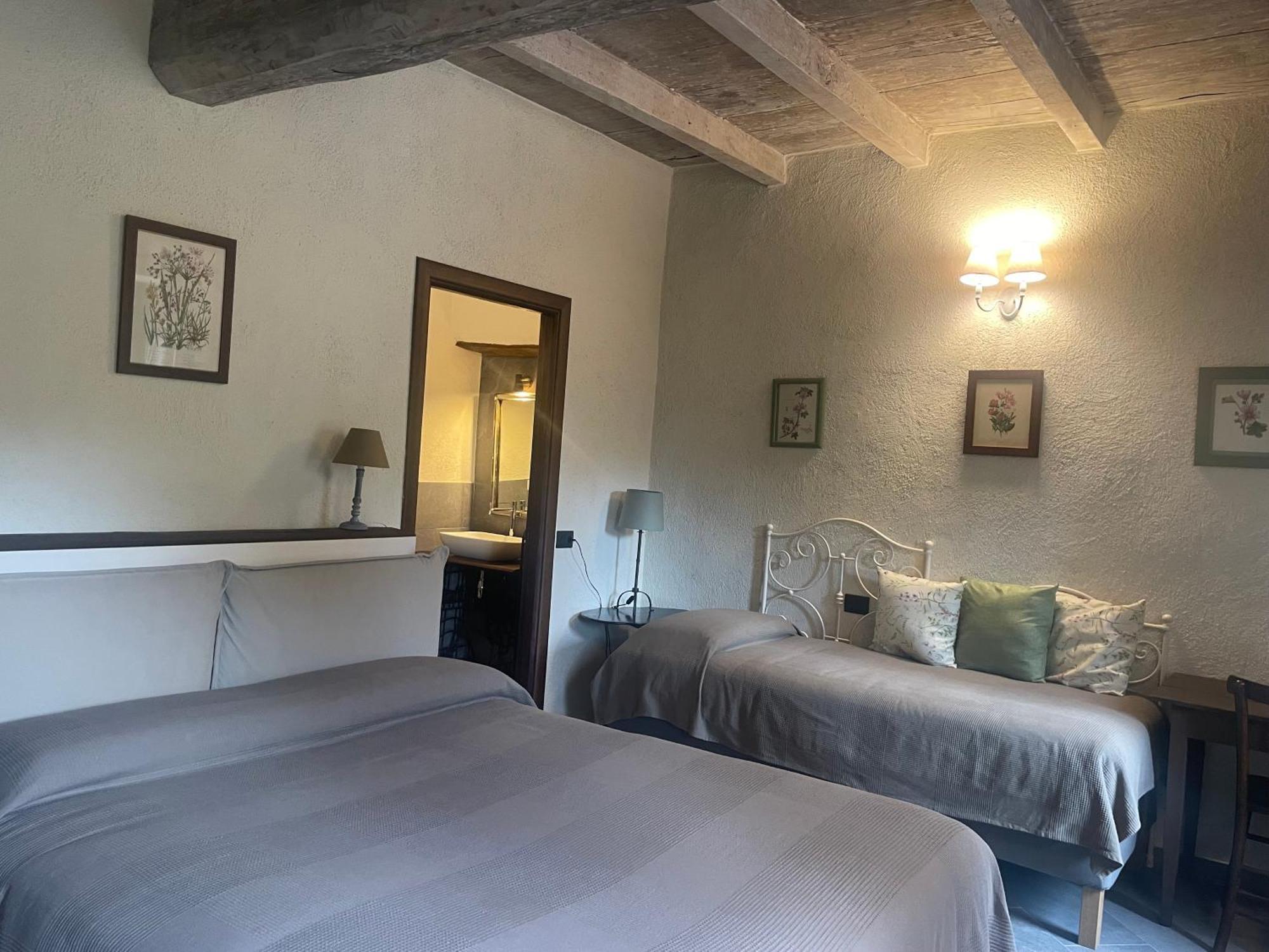 B&B Il Castellaccio - Albavilla Værelse billede