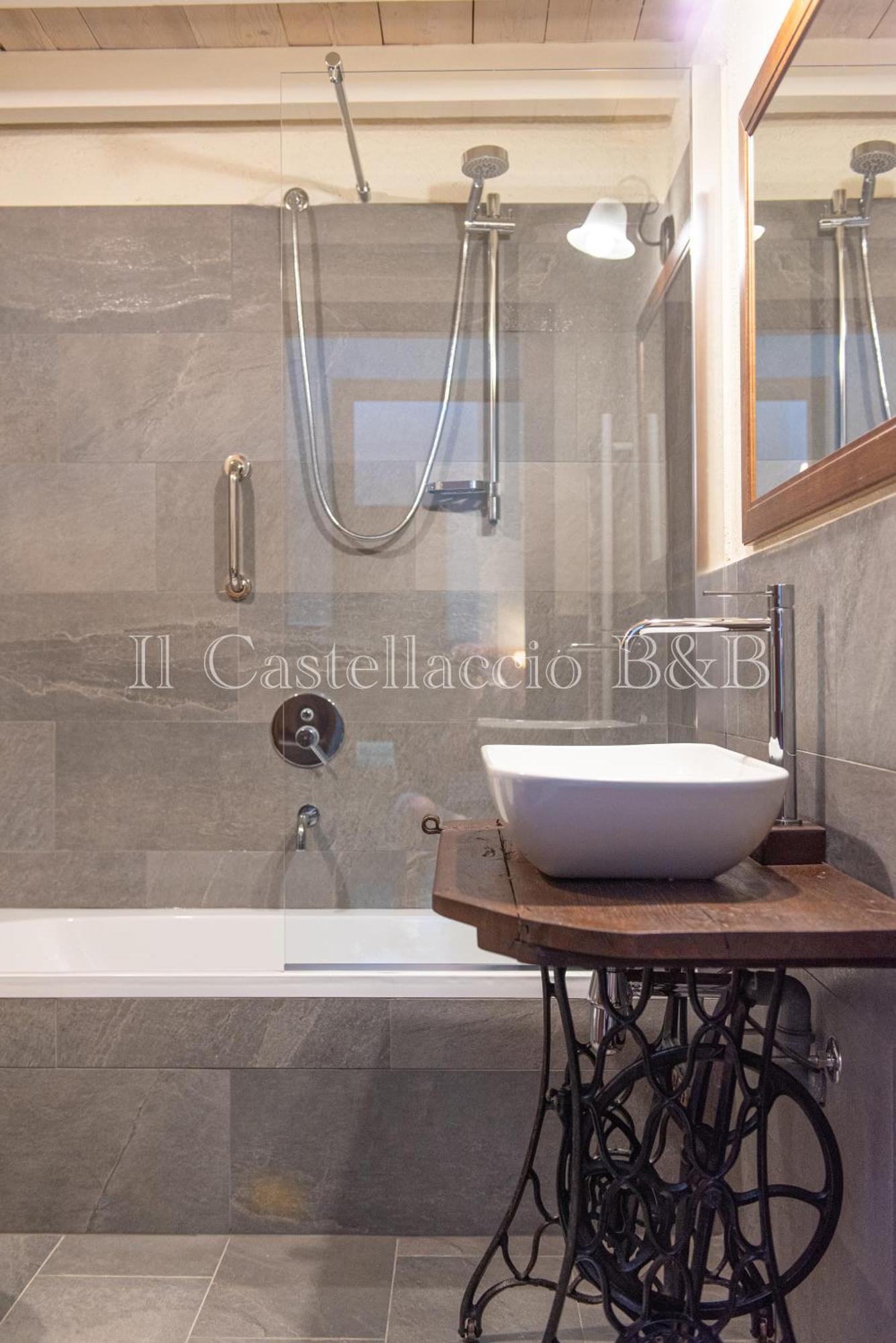 B&B Il Castellaccio - Albavilla Værelse billede